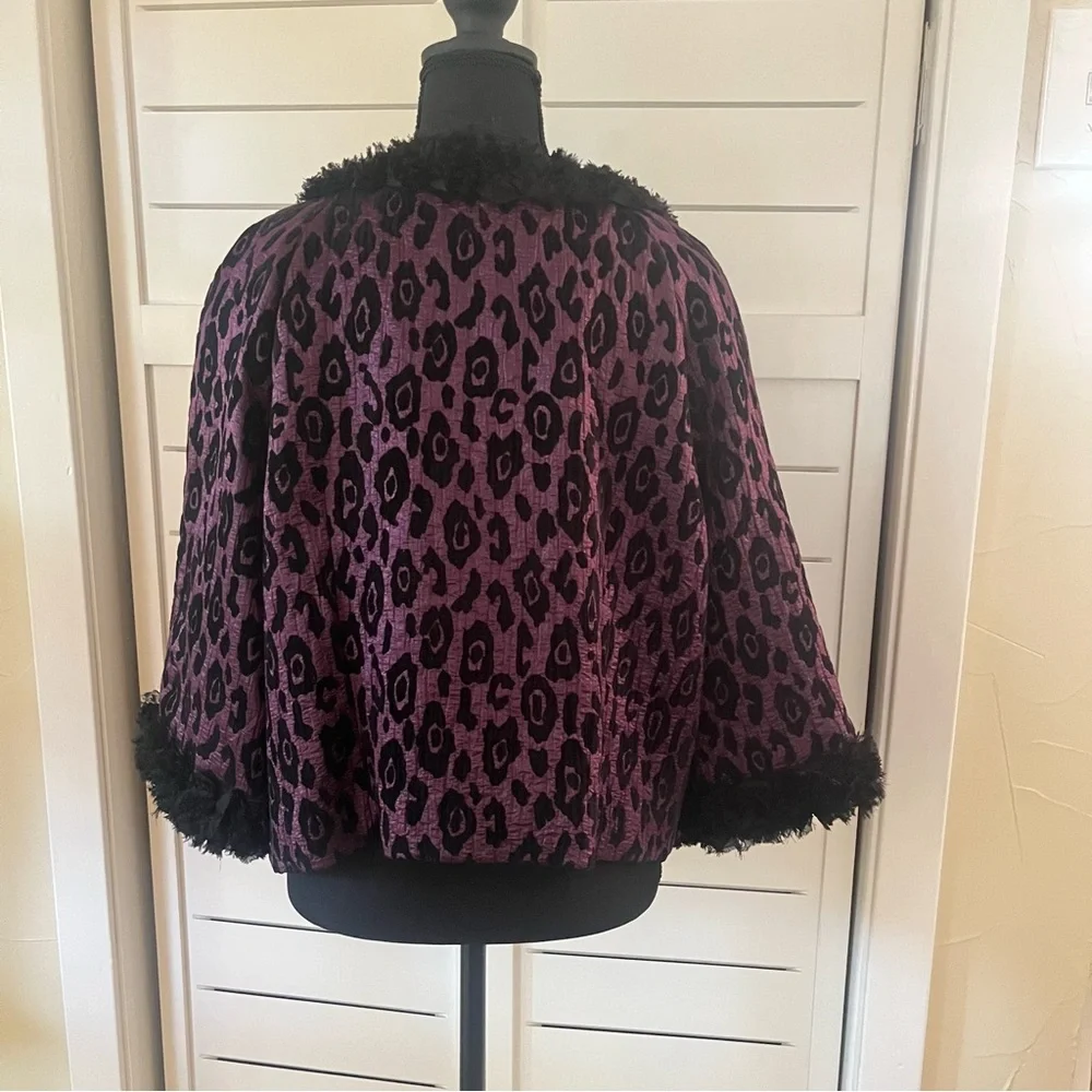 Lavender & Honey Chic Leopard Print Jacket Cape - Picture 3 of 13